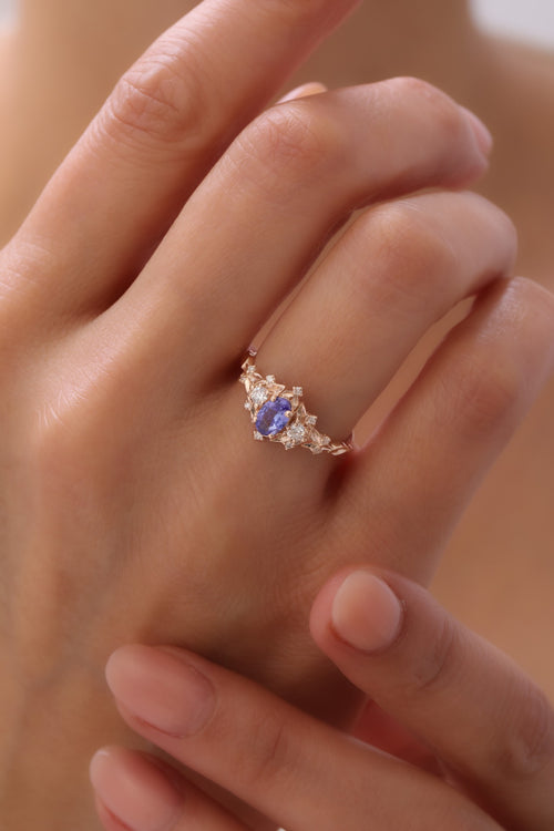 Tanzanite ve Pırlanta Taşlı Vintage Yüzük