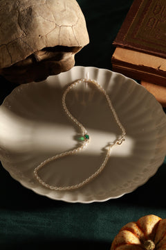 İncili ve Zümrüt Taşlı Unisex Altın Kolye