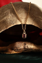 Ruby Taşlı Unisex Altın Kolye