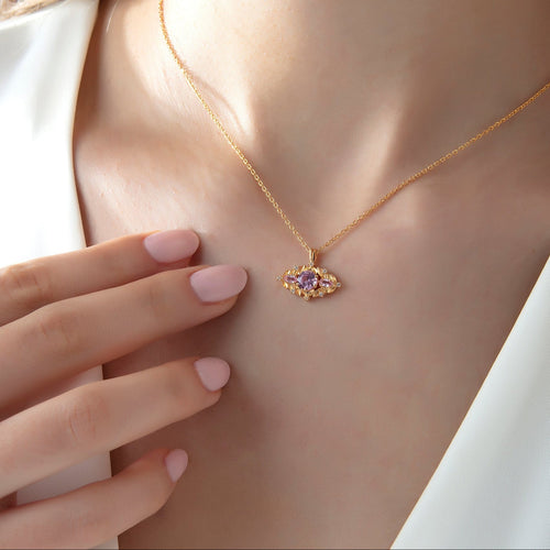 Pembe Safir Taşlı ve Pırlantalı Vintage Kolye