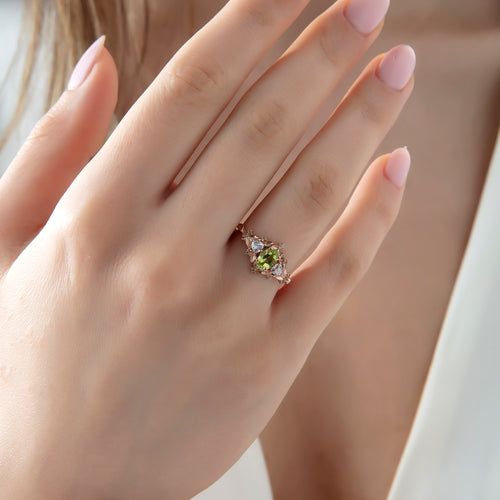 Peridot Taşlı ve Pırlantalı Vintage Yüzük