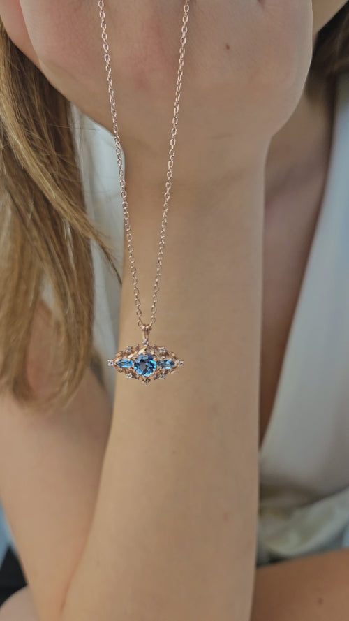 London Blue Taşlı ve Pırlantalı Vintage Kolye